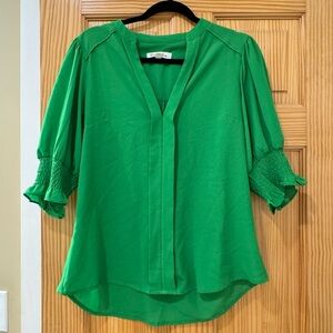 Love and Vine, Kelly green blouse